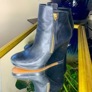 Michael Kors Leather Black Clara Wedge Bootie Sz 9 1/2